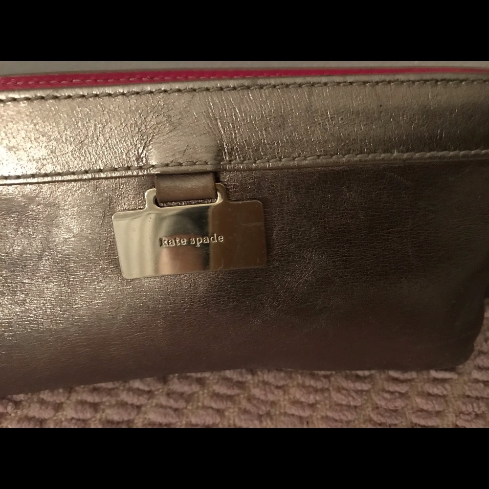 Kate Spade Wristlet - Picture 3 of 4